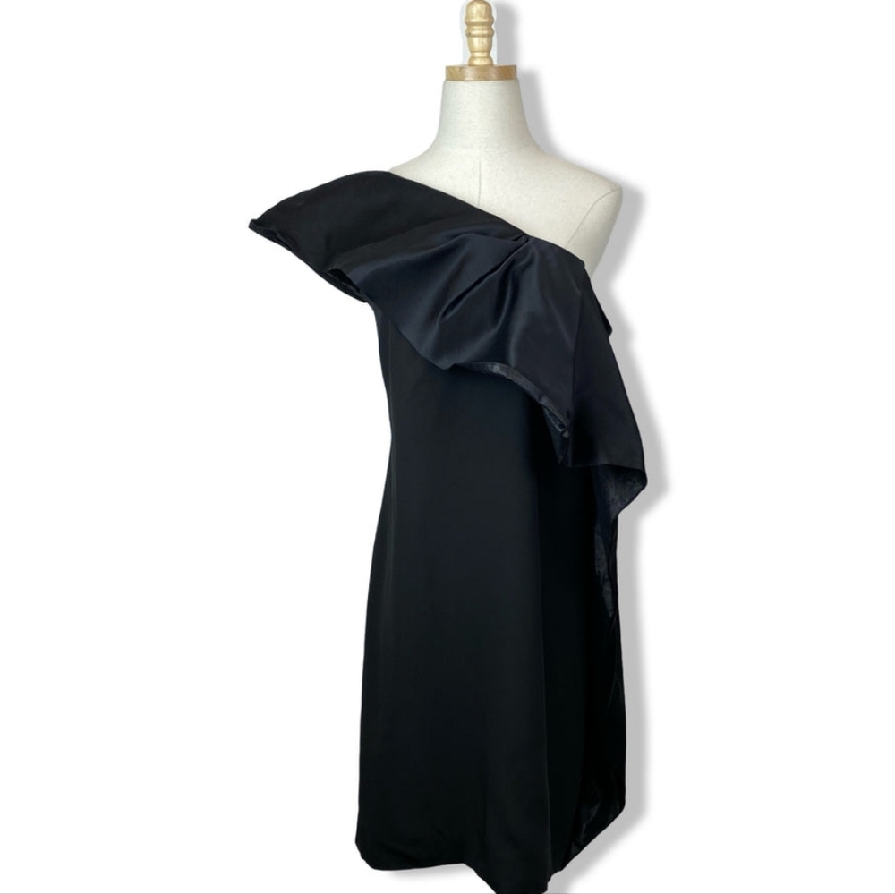 Sz 12 NWT Maticevski Hutton Black One-Shoulder Dress